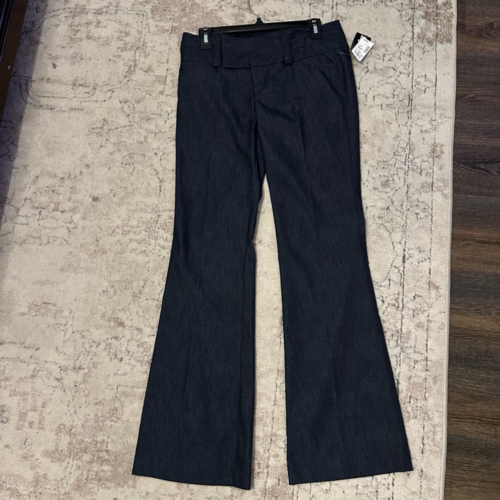Stooshy light denim trouser. Size 5. NWT.